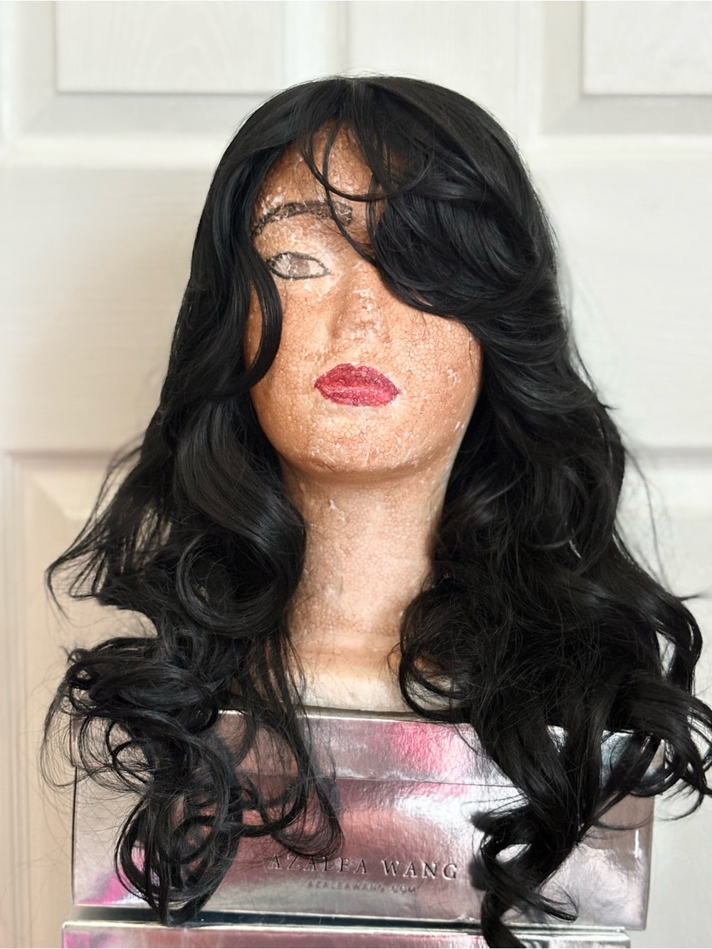 Long Wavy Black Women's Wig with Side Bangs